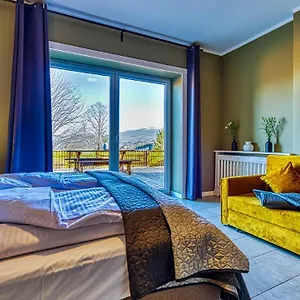 https://zielona-wyspa.szklarskaporebahotels.net
