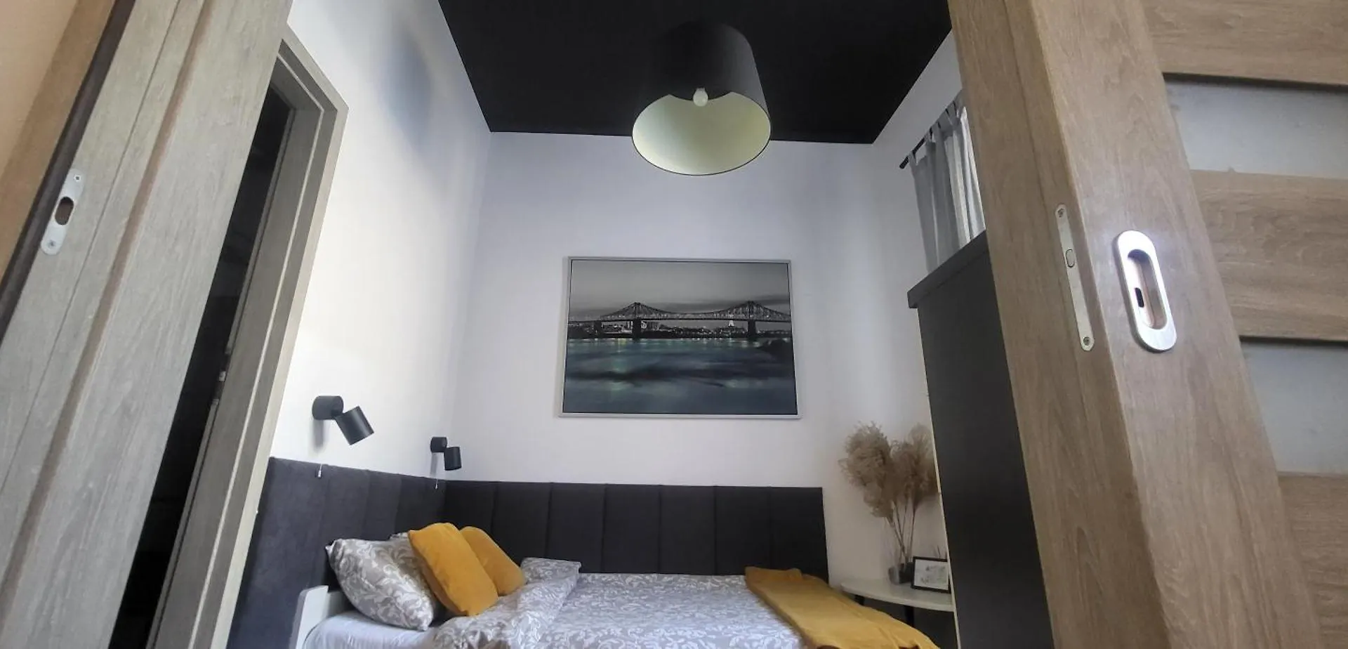 Metro Plocka Wolska House Apartment Warsaw Poland